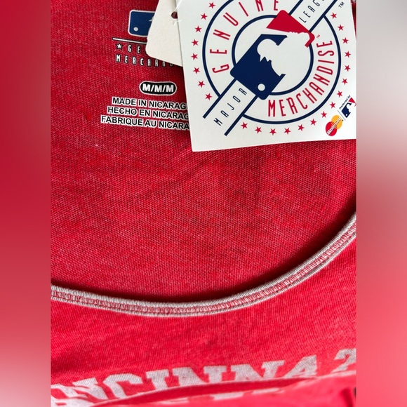 Majestic Cincinnati Reds MLB Baseball Red T-Shirt Women’s Sz: M - Picture 2 of 3